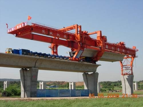 機械を建てる200トンのハイウェー橋は240トンの進水のガントリー クレーンをカスタマイズした